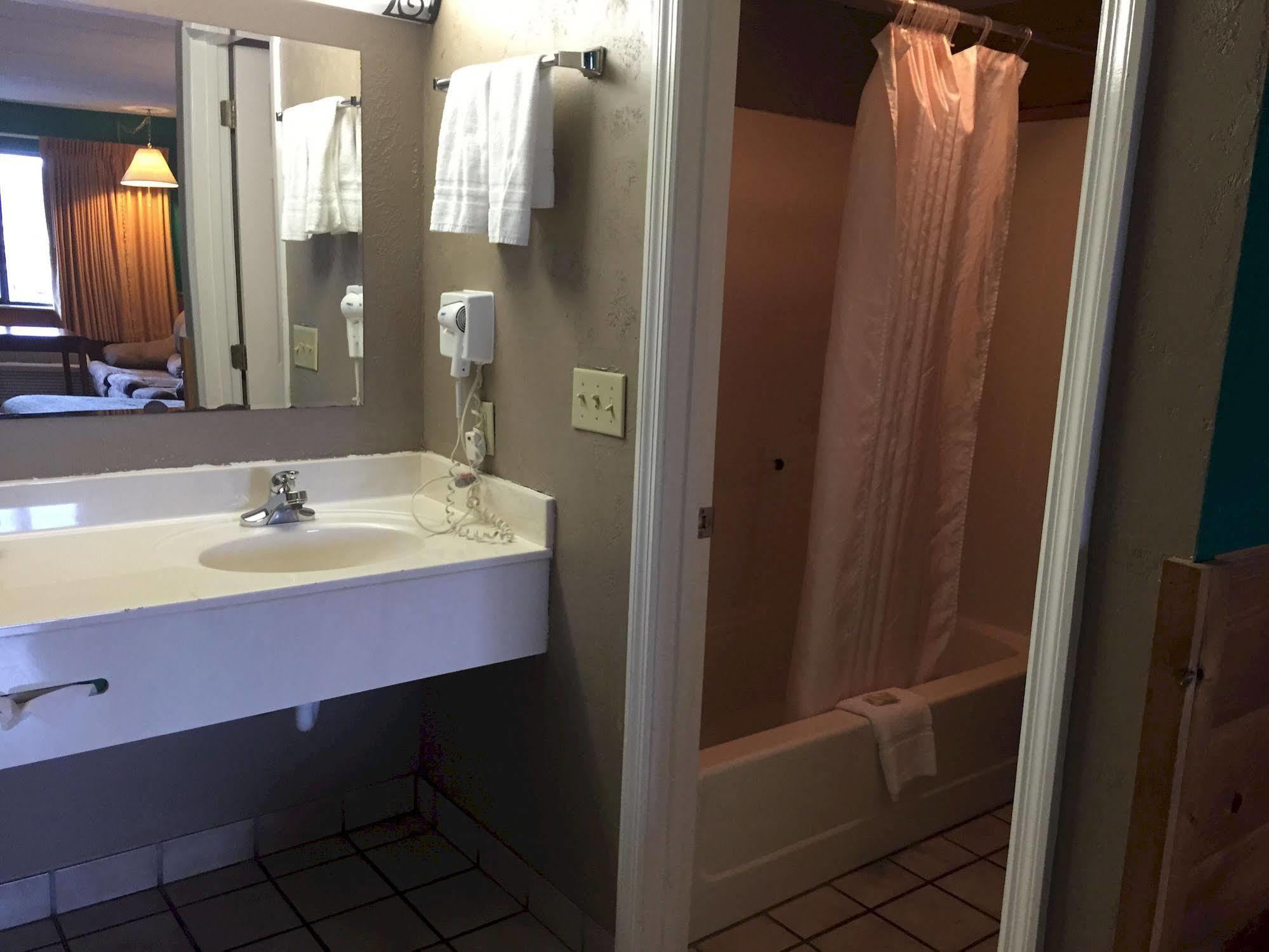Mountain Breeze Motel Pigeon Forge Εξωτερικό φωτογραφία