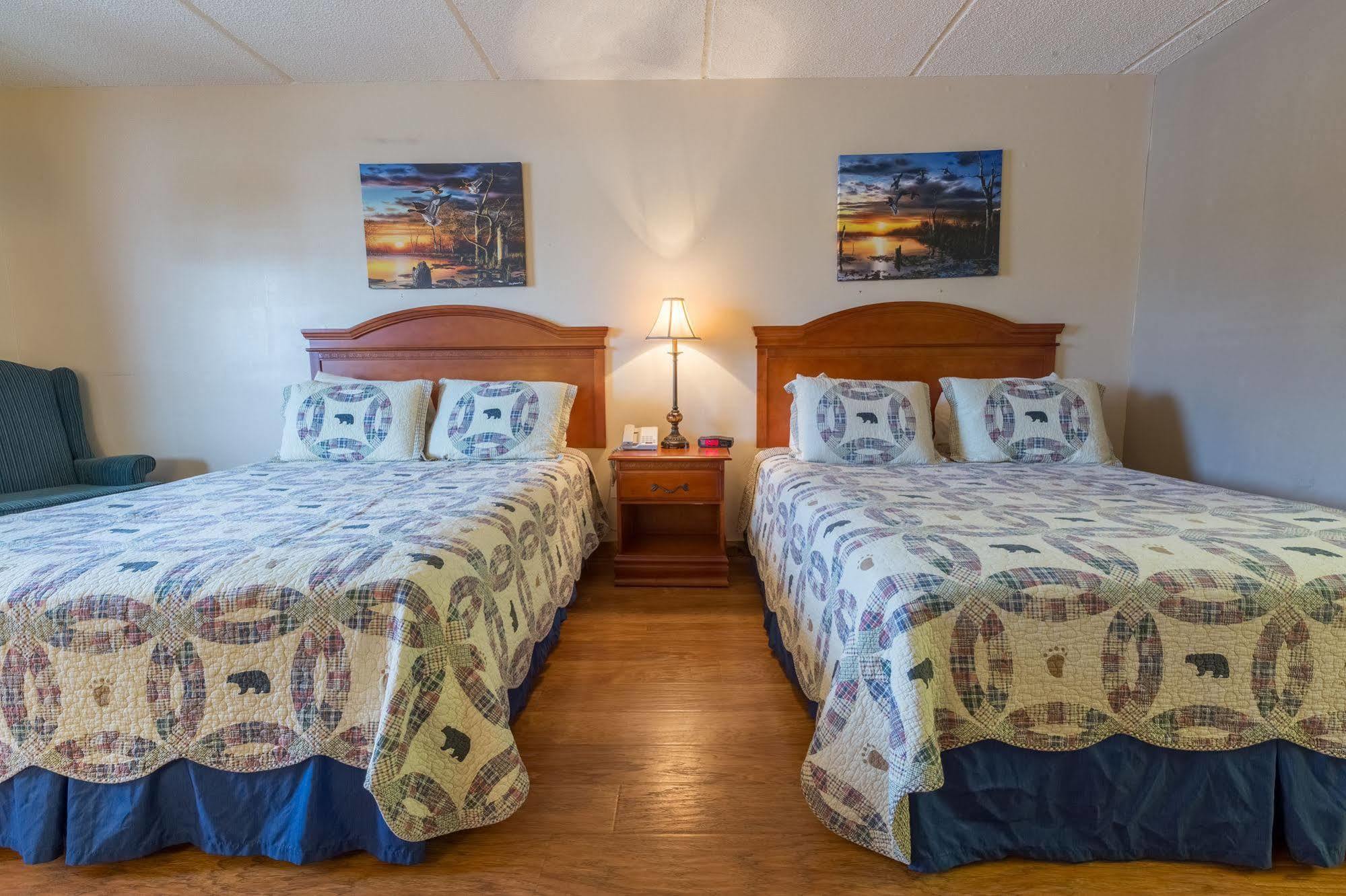 Mountain Breeze Motel Pigeon Forge Εξωτερικό φωτογραφία
